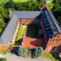 Zamek w Barcianach: tajemnice krzyżackiej historii i architektury