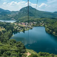Góra Żar: Wszystko o kolejce PKL dla planujących wizytę w 2025!