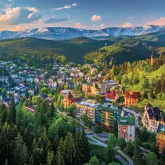Krynica-Zdrój: Odkryjmy atrakcje i trasy górskiego kurortu w 2025