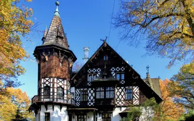 Zamek w Promnicach: Fascynująca historia i atrakcje turystyczne
