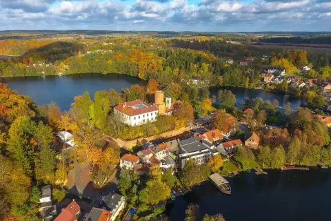 Zamek Joannitów w Łagowie - odkryj fascynującą historię i architekturę