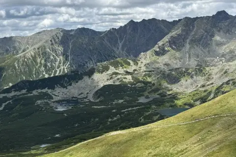 Trasa Goryczkowa: Czy to najpiękniejszy szlak w polskich Tatrach?
