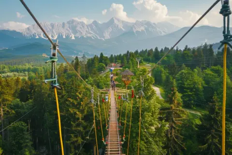 Park linowy na Gubałówce: Wielka adrenalina na wysokościach!