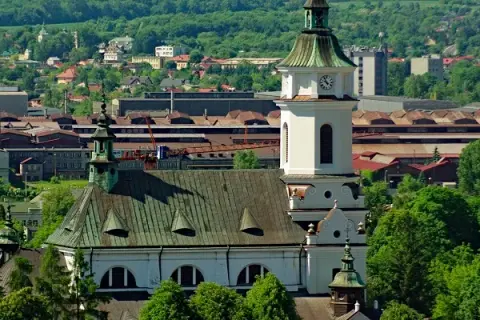 Co warto zobaczyć w Ostrowcu Świętokrzyskim? Niespodzianki i atrakcje