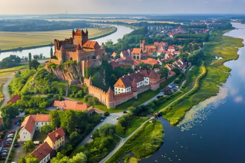 Atrakcje Gniewa: Co robić w urokliwym mieście nad rzeką
