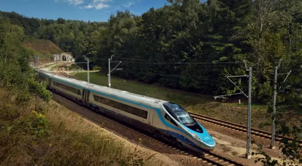 Z Wrocławia do Zakopanego: Wszystko o podróży pociągiem w 2025