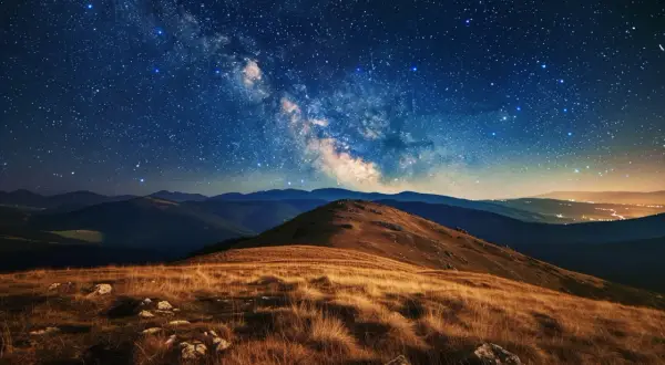 Bieszczady nocą: Co warto zobaczyć: Gwiazdy nad Połoniną Wetlińską