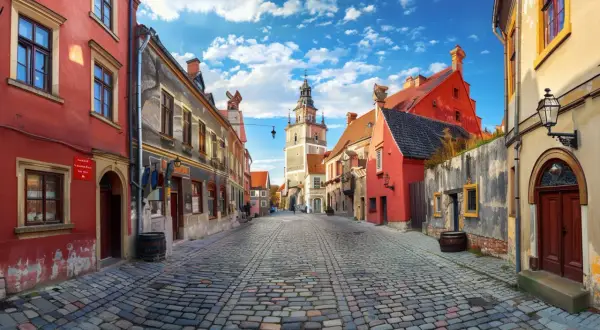 Atrakcje w Opatowie: Co warto zobaczyć w tym historycznym mieście