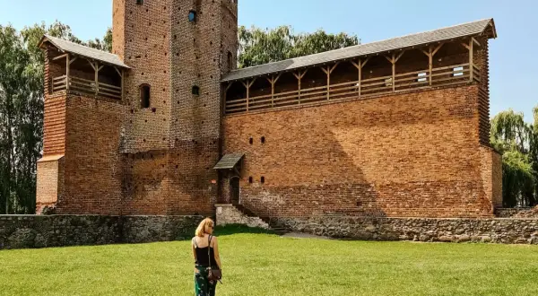 Zamek w Rawie Mazowieckiej: Historia, tajemnice i architektura