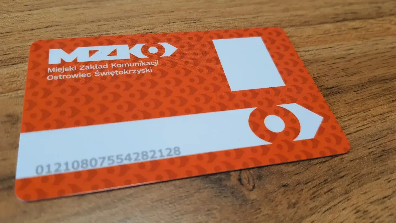 Zdjęcie Jak doładować kartę miejską Ostrowiec Świętokrzyski – proste sposoby