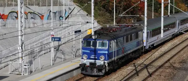 Warszawa - Krynica PKP: Najlepsze trasy oraz praktyczne porady
